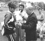 La premi&egrave;re f&eacute;minine r&eacute;compens&eacute;e