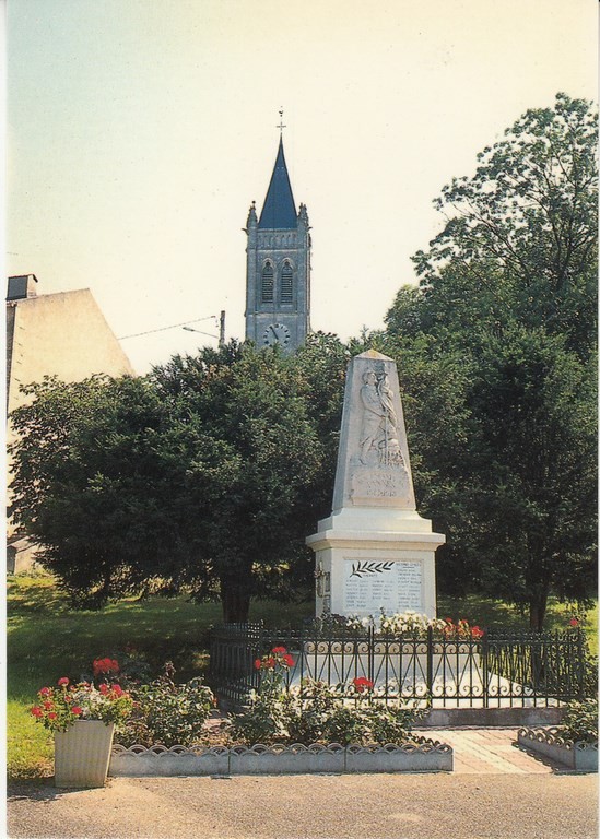 Pannes Eglise et monument aux Morts